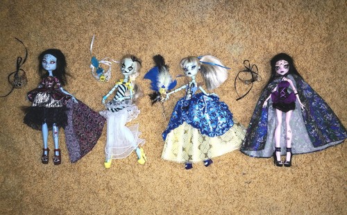 Monster high puppe - je,
