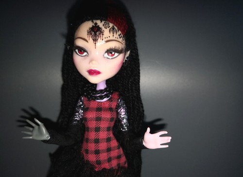 Monster high puppe - 1,