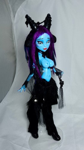 Ooak sad dark - sad,