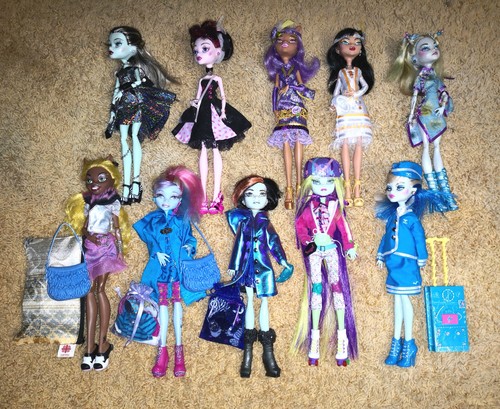 Monster high puppe - je,