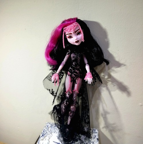 Monster high draculaura ooak - draculaura,